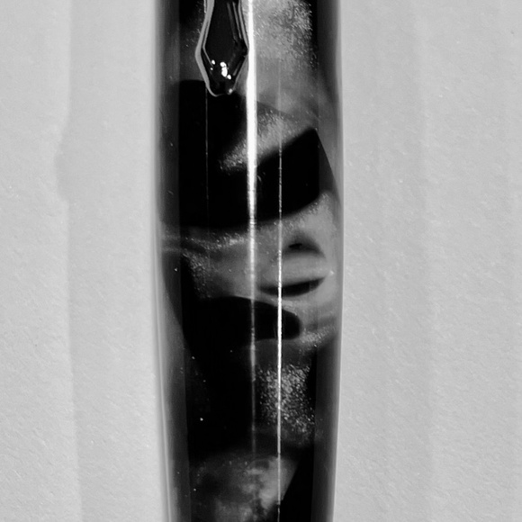 Handmade Executive Style Gunmetal Chrome w/Translucent Bland and White Barrel - Picture 6 of 9